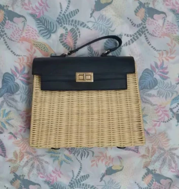 Ferningur Rattan kvennataska