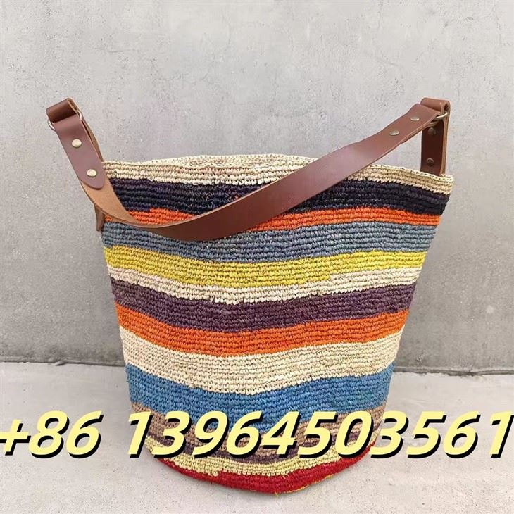 Litrík Raffia Woman Busket