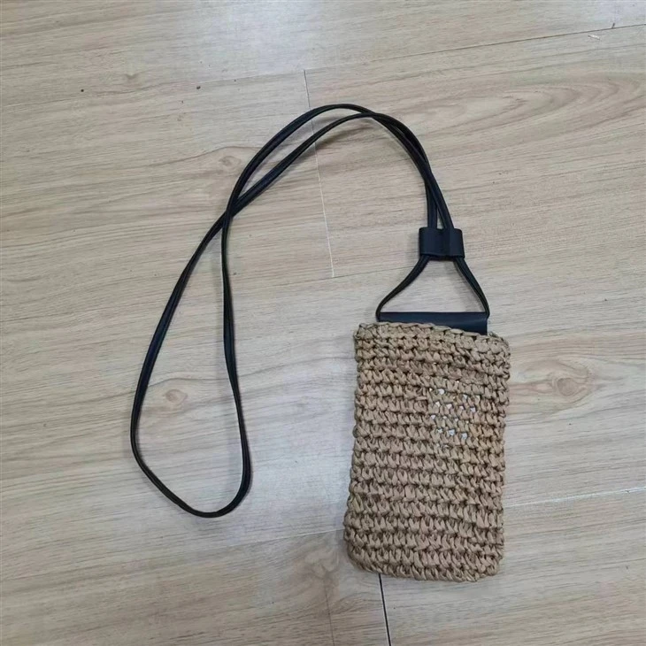 Brún Coloe Women Straw Phone Taska