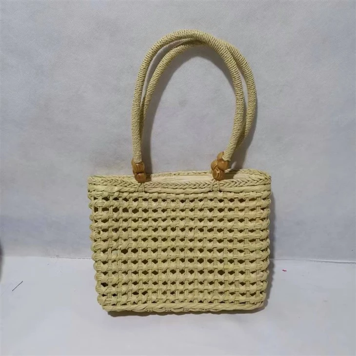 Handgerð Hollow Straw Beige kvennataska