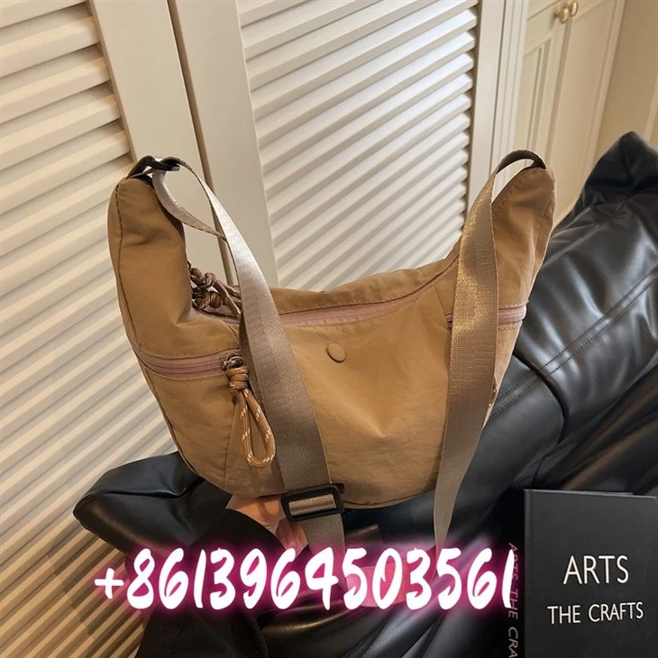 Man Nylon öxlpoki