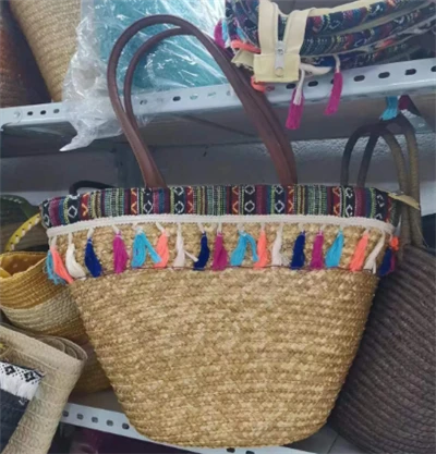 Litrík skúfur hveiti kvenna strápoki