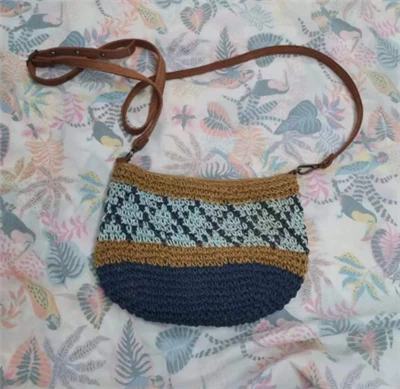 Pappírsheklaður Crossbody kvennataska