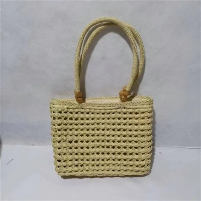 Handgerð Hollow Straw Beige kvennataska