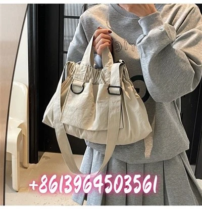 Nylon dúk öxlpoki beige